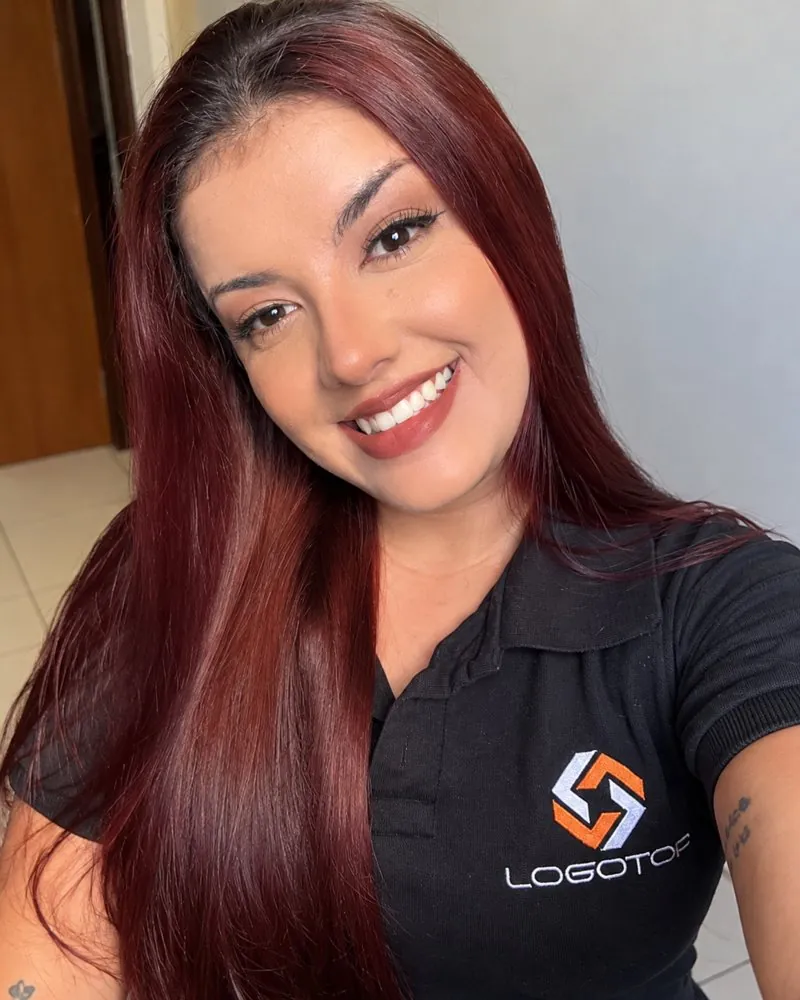 Elly Gomes
